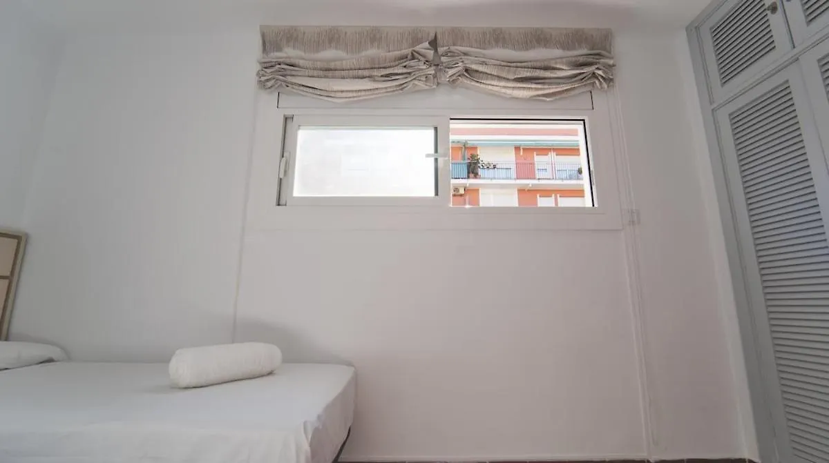 Seahomes Vacations - Villa Chill & Pool 200M Beach Pineda de Mar