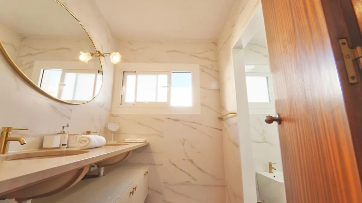 Seahomes Vacations - Villa Chill & Pool 200M Beach Pineda de Mar