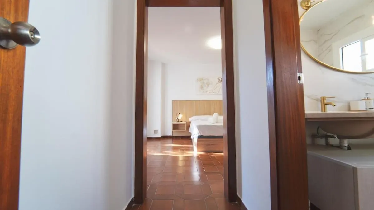 Seahomes Vacations - Villa Chill & Pool 200M Beach Pineda de Mar Spain