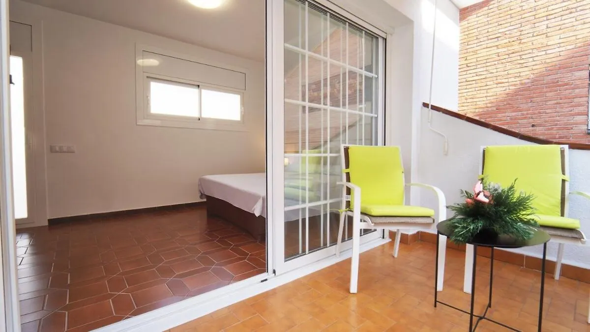 Seahomes Vacations - Villa Chill & Pool 200M Beach Pineda de Mar