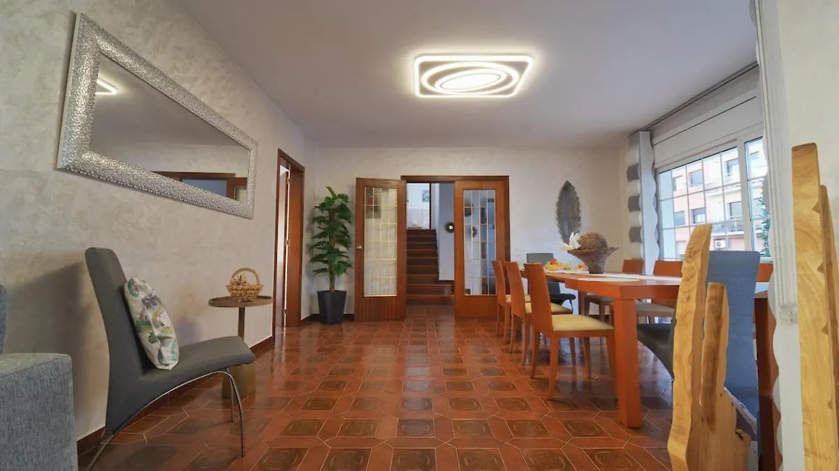 Seahomes Vacations - Villa Chill & Pool 200M Beach Pineda de Mar
