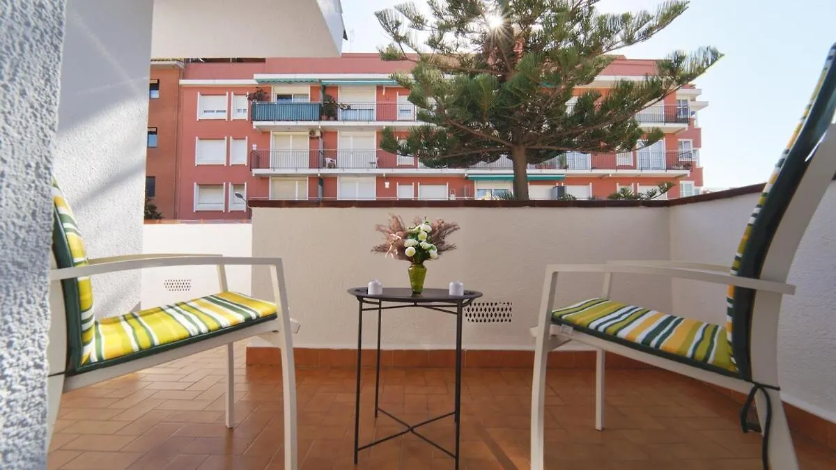 Seahomes Vacations - Villa Chill & Pool 200M Beach Pineda de Mar